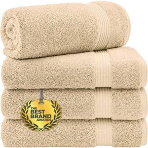 Luxurious Elizabeth Arden bath towels for sale.