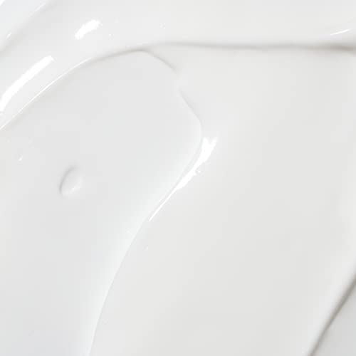 Clinique Even Better Moisturizer: Brightens and Evens Skin Tone - Image 3