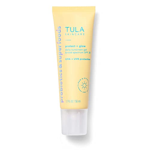 Clinique Face Sunscreen: Protects skin with SPF.