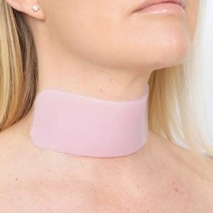 Neck pads for reducing wrinkles.