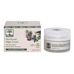 Night cream reduces wrinkles for youthful skin.