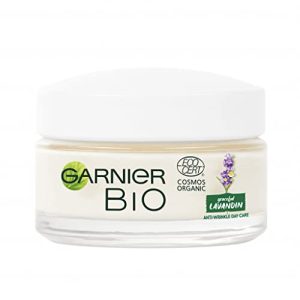 Garnier Anti Wrinkle Face Cream for Smooth Skin Reduces Wrinkles and Fine Lines