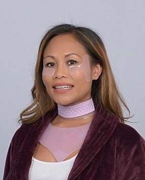 Neck pads for reducing wrinkles. - Image 6