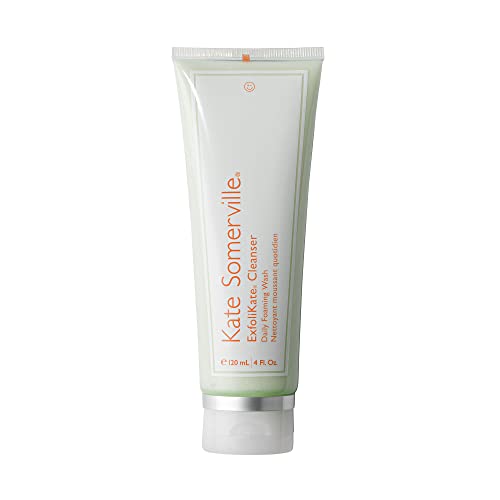 Argan oil cleanses and nourishes the face.