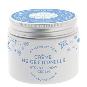 Natural ingredients to combat wrinkles.