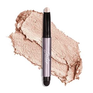 Clinique Lid Smoothie: Creamy eye shadow for all-day wear.