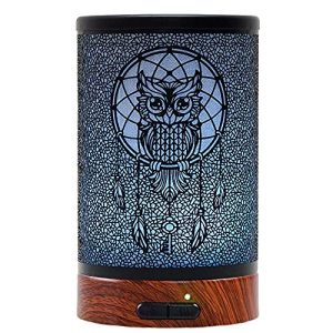 Car essential oil diffuser for on-the-go aromatherapy.