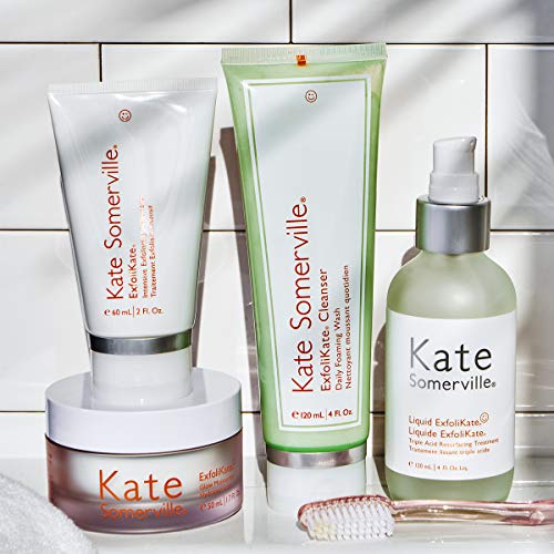 Argan oil cleanses and nourishes the face. - Image 8