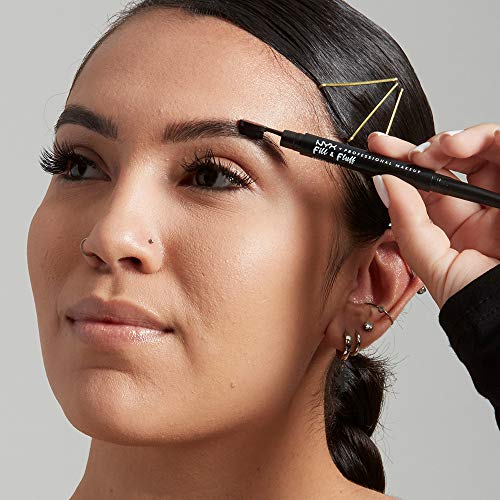 Clear Brow Gel for defined, polished brows. - Image 6