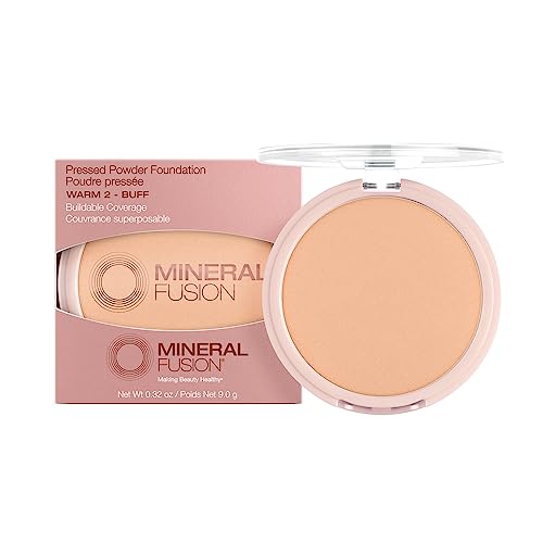 Clinique Pressed Powder: Set and smooth makeup.