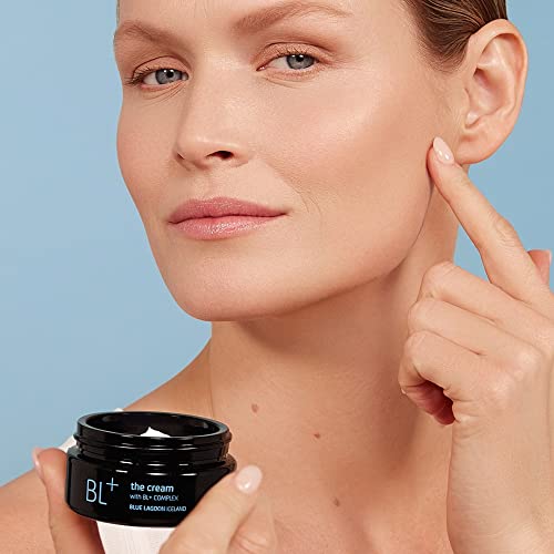 Icelandic Blue Lagoon Lip Balm - Image 6
