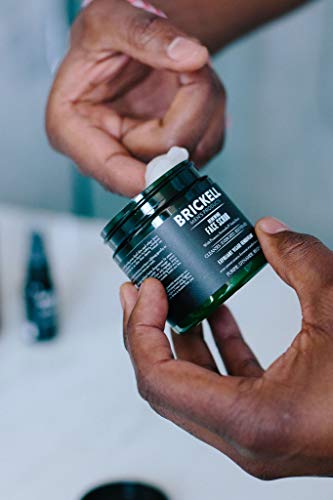 Men?s Clinique Face Scrub - Image 8