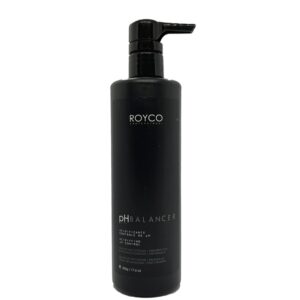 White bottle Argan Oil Shampoo.