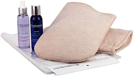 Moisturizing hand cream treatment for dry skin.