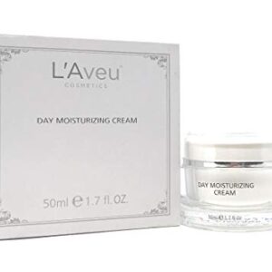 Moisturizing hand cream with Dead Sea salt.