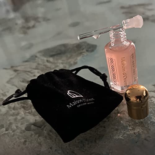 Coco Mademoiselle Shower Gel: Luxurious and invigorating body wash. - Image 2