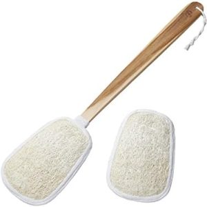 Exfoliating body scrub made with luffa.