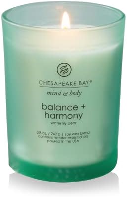 Chesapeake Bay Harmony Water Lily Pear Candle 50-Hour Burn Soy Wax Blend