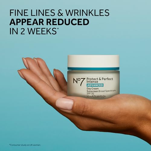 No7 Protect & Perfect Intense Day Cream SPF 30 - Anti-Aging Moisturizer (50ml) - Image 4
