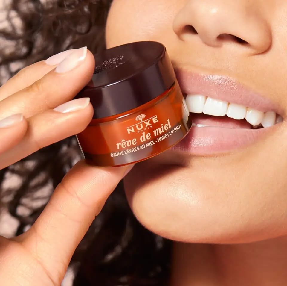 Nuxe Rêve de Miel 15g Beeswax Lip Balm for Intense Hydration and Soft Lips - Image 7