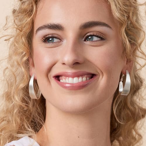 Catrice Drunk?n Diamonds Vegan Plumping Lip Balm, 040 - Image 8