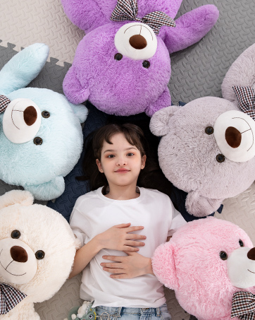 MorisMos teddy bear close-up