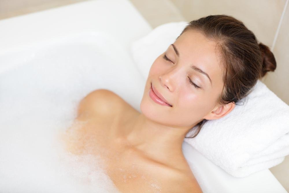 Soothing Oatmeal, Milk & Honey Vanilla Scented Bath Bomb for Women, Girls, Kids - 6 oz - Image 4