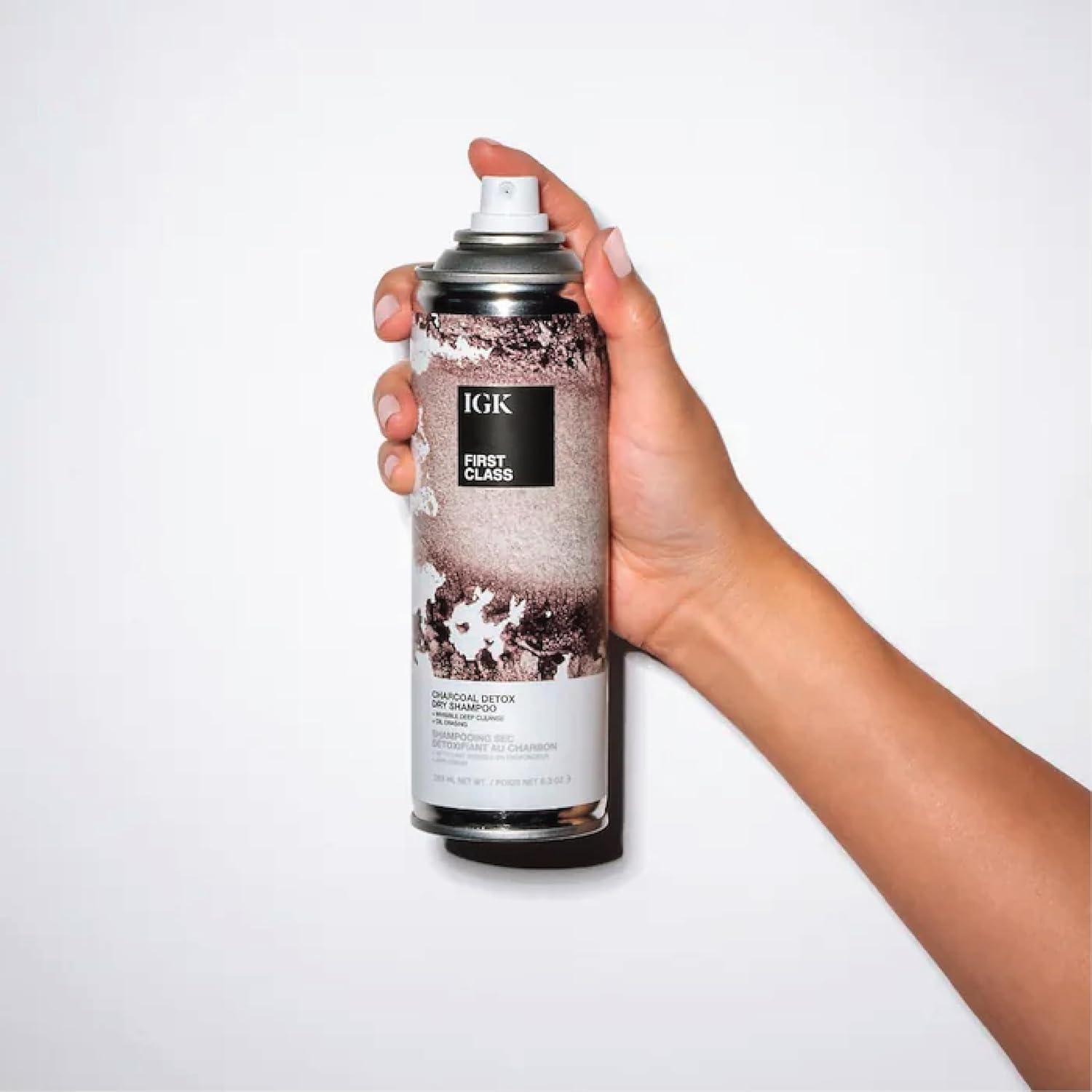 IGK First Class Charcoal Detox Dry Shampoo Travel Size | Extends Style for Days | Cleanses, Absorbs Oil and Refreshes | Eliminates Odor Post-Workout | 2.0 Fl Oz (Pack of 2) - Image 7