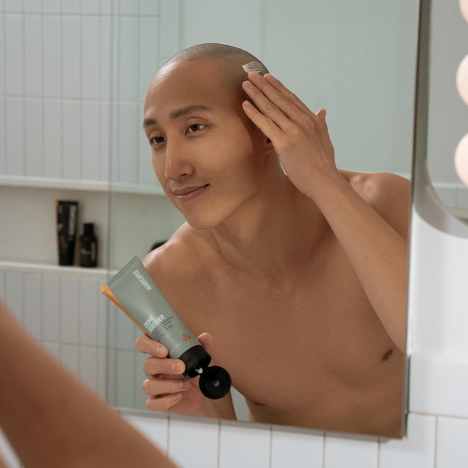 MANSCAPED® Dome Soother Men’s Head Aftershave Lotion – Infused with Aloe & Colloidal Oats for Soothing & Hydrating Scalp Skin, Quick Absorbing & Dries Clear Relieving Post-Shave Discomfort, 4 fl. Oz. - Image 4