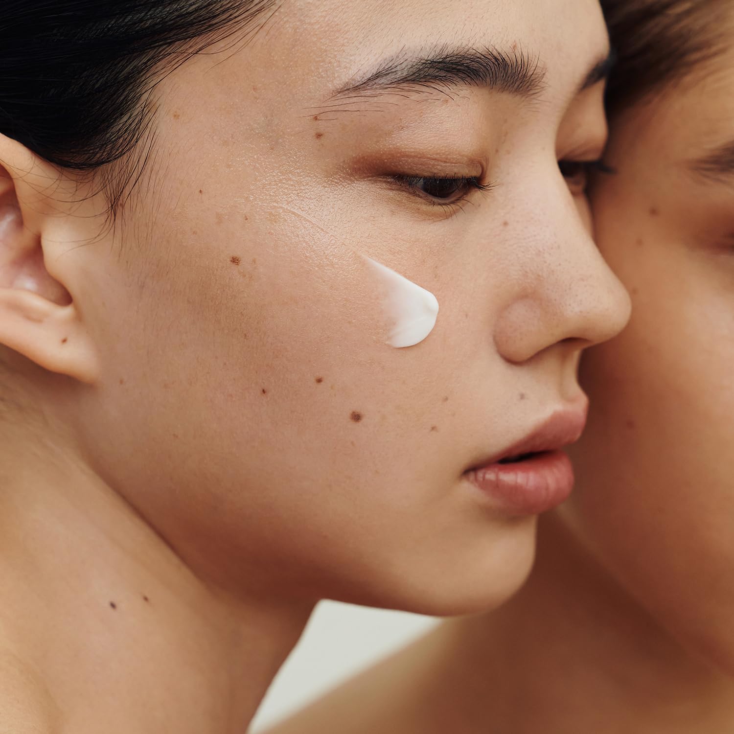 ONE THING Cica Ceramide Cream 2.47 Oz | Centella Asiatica Soothing Calming Hydrating Facial Moisturizer for All, Dry Combination Sensitive Skin, Barrier Repair Strengthening | Vegan Korean Skincare - Image 9