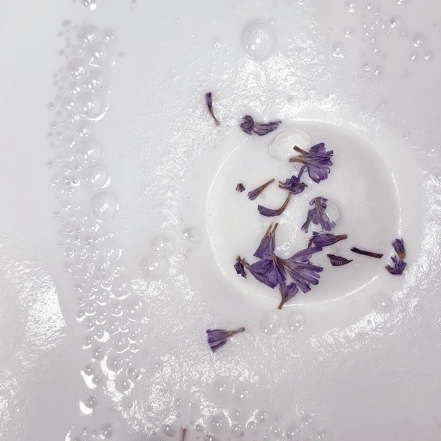 Bath Bombs, Flower Petals Bath Bombs for Women, Handmade Fizzy Bath Bomb with Essential Oils Bath for Moisturizing Dry Skin & Relaxing, Birthday Valentines Mother's Day Gifts for Women - Image 4