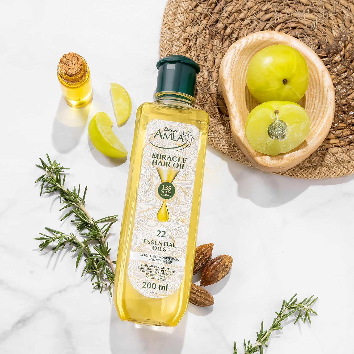 Dabur Amla Luxe Lightweight Hair Oil 200ml with Amla and 22 Essential Oils - Image 3