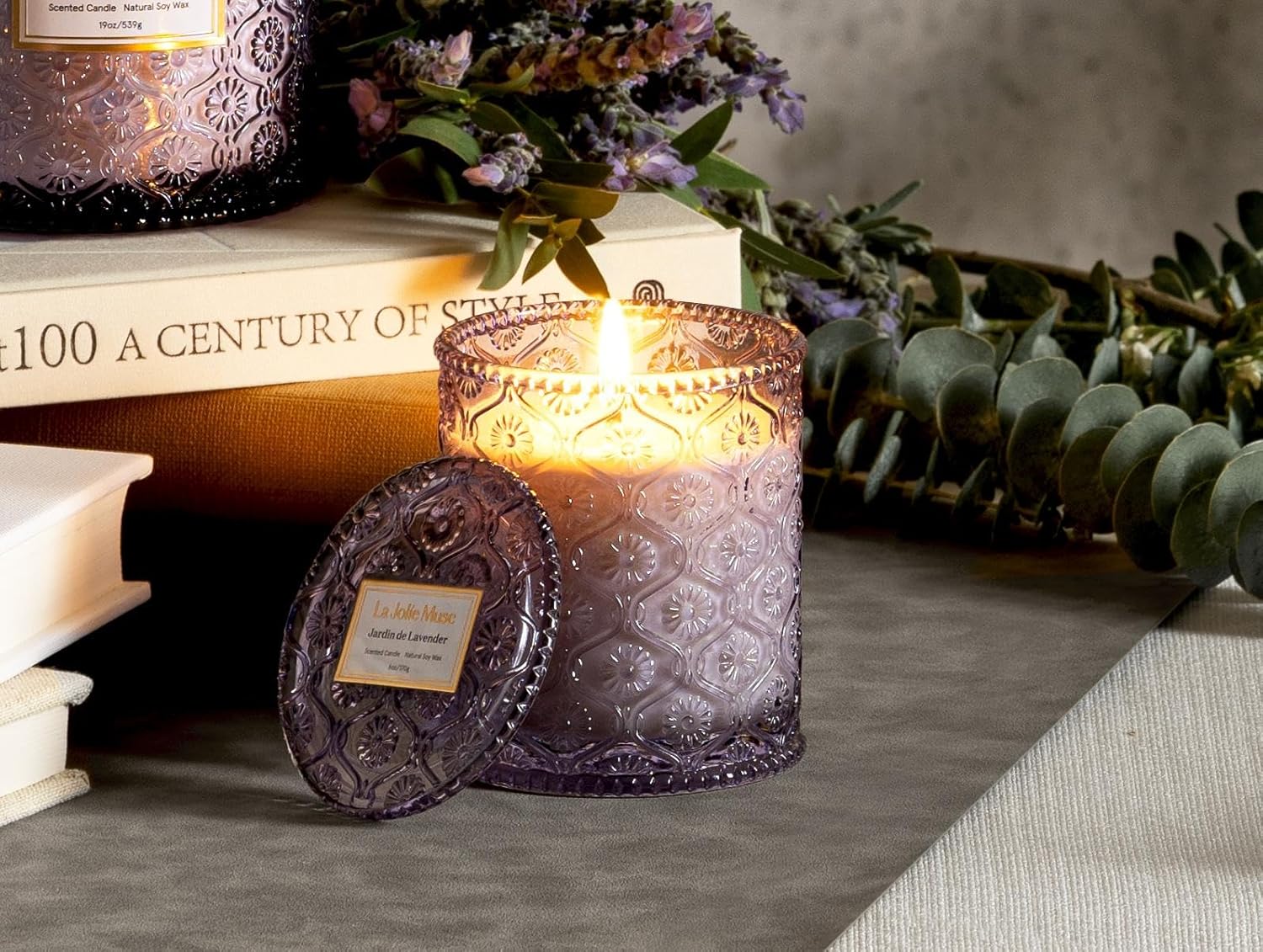 LA JOLIE MUSE Lavender Lilac Jardin de Lavender Scented Coconut Candle 6 Oz 40 Hour Burn - Image 6
