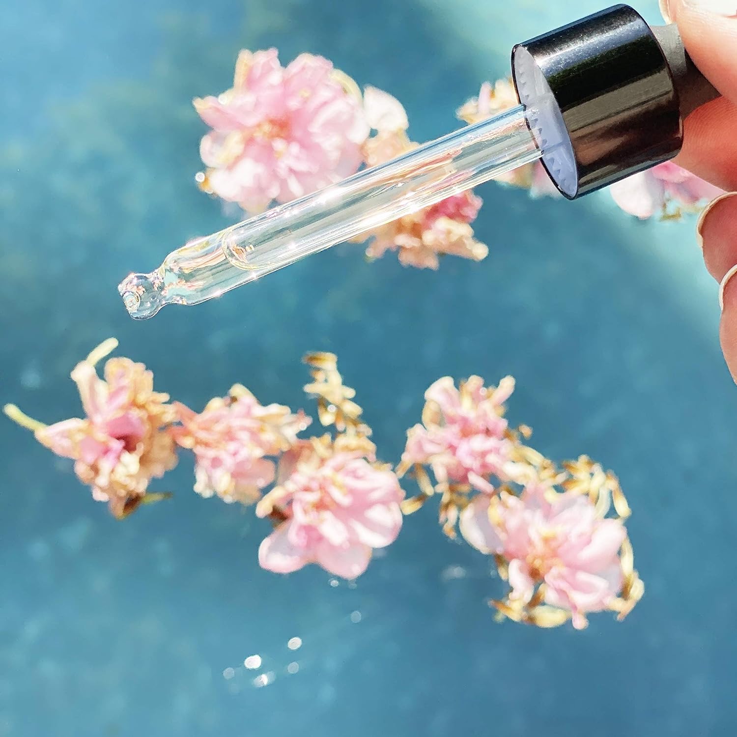 The Beauty Oil | Anti Aging Facial Serum Restorative Hydrating for Wrinkles, Fine Lines | Infused with Vitamin A, B, C & D Moringa, Frankincense, Hemp Seed Oil Skin Moisturizer 30ml - Image 4