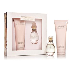 Lovely By SJP Gift Set For Women - Classically Charming, Ultra-Glamorous Scent - Silky White Amber Fragrance With Powdery, Intimate Notes - Includes Perfume Spray And Body Lotion - 2 Pc