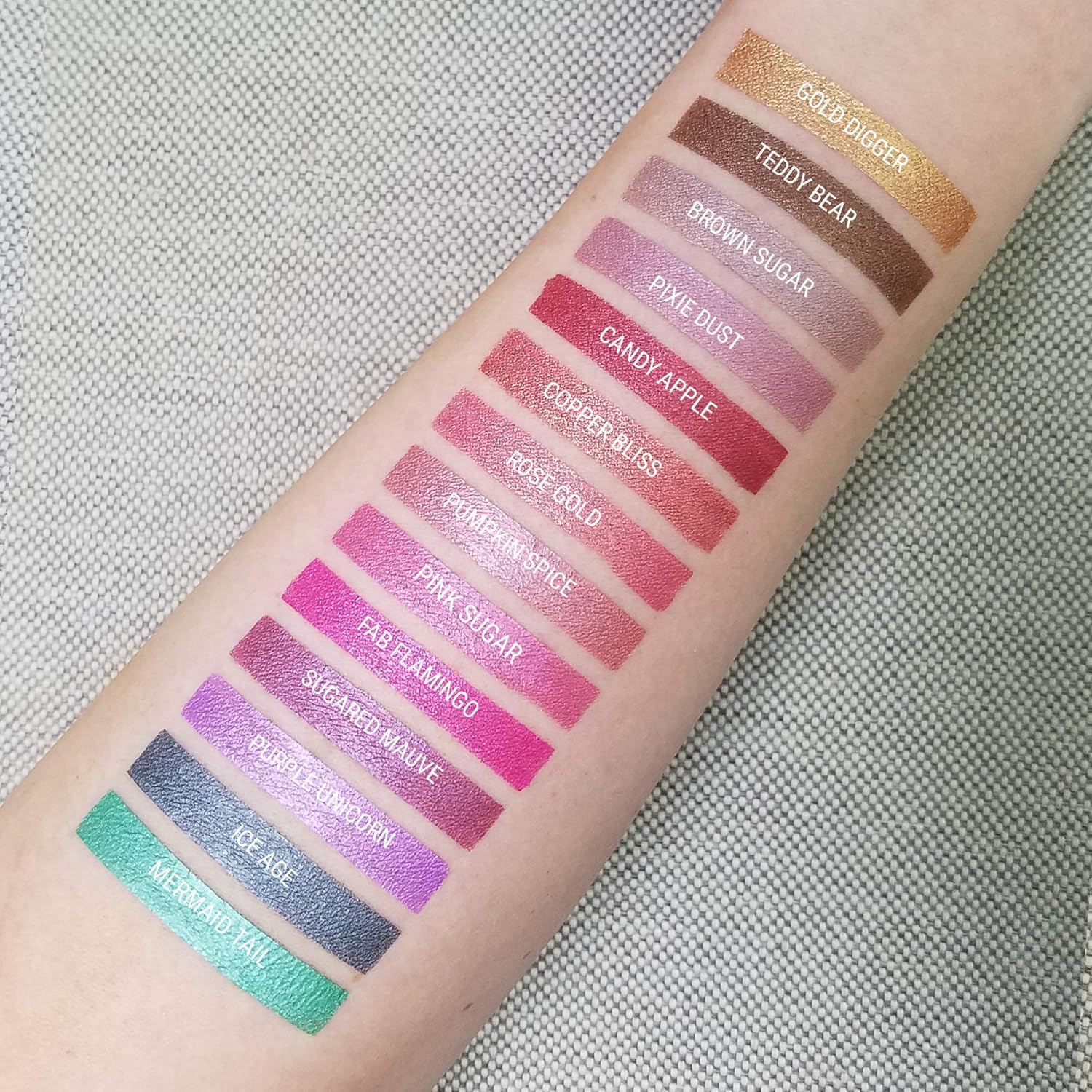 Aromi Metallic Liquid Lipstick | Long-lasting, Smear, Smudge, + Transfer Proof, Waterproof, Light, Baby Pink Lip Color with Shimmery Finish, Paraben + Phthalate Free (Pink Sugar) - Image 3
