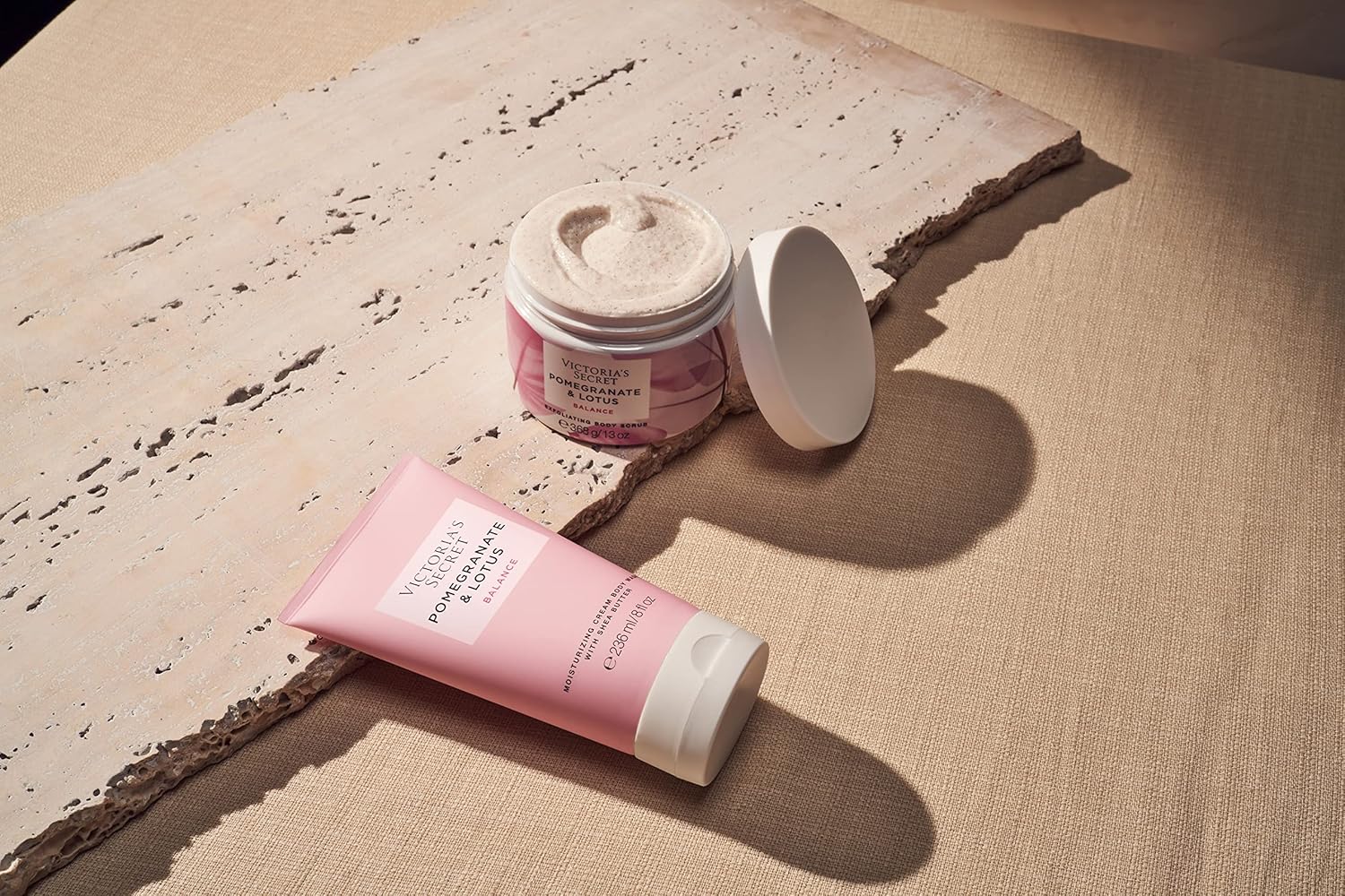 Victoria's Secret Pomegranate & Lotus Cream Body Wash with Shea Butter - Image 4