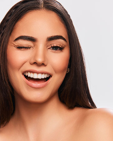 Model-photo-wink