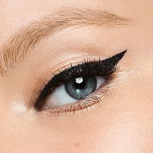 Revlon Colorstay Sharp Line Liquid Eye Pen Waterproof Eyeliner Smudge-proof Longlasting Eye Makeup