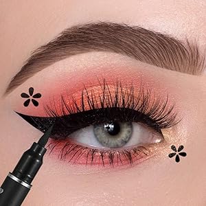 black eyeliner