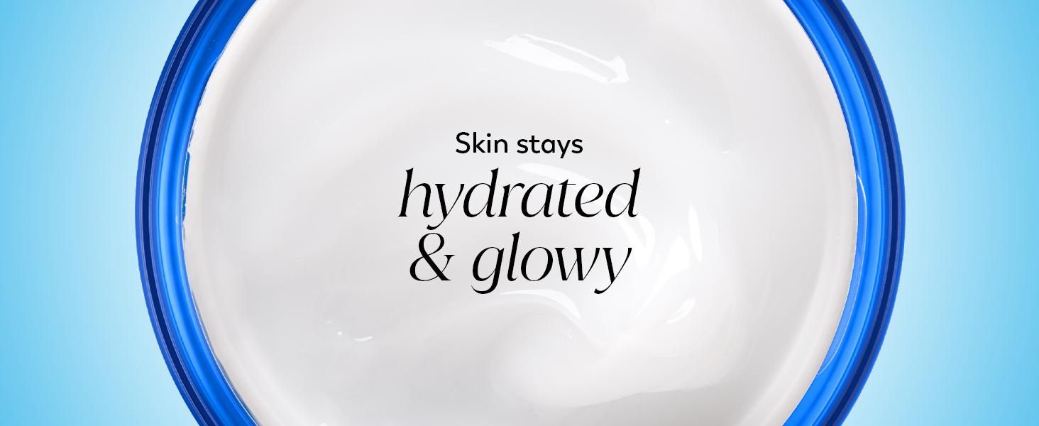 Skin stays hydrated and glowy