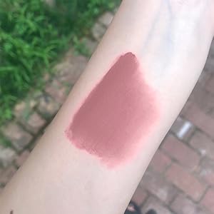 lip stick lip stain