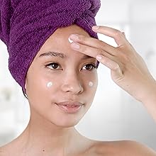 moisturize face
