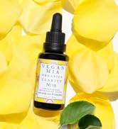 vitamin c serum face oil facial skincare products
