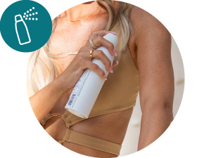 Use a sunscreen spray correctly!