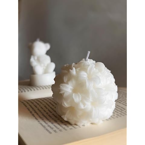 Small Decorative Candles for Home Decor Flower Shaped Candle Home Decor Aesthetic White Scented Candles Hyacinth Bathroom Candle for Smell