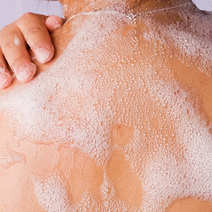 2. Rinse when done. Use daily. Avoid open cuts or wounds. 