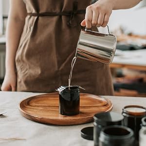 Wax pour